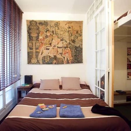 Bien Situe Bed & Breakfast Paris Exterior foto